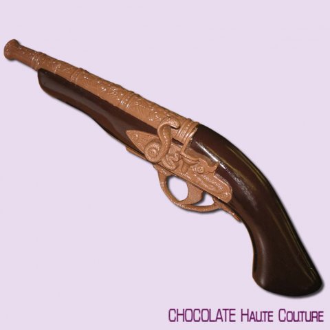 Шоколадна фігурка «Пістолет»